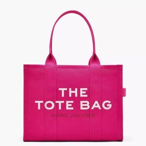 Authentic, brand new without tags, beautiful❤️